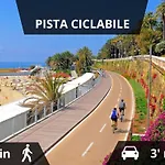 Casa In Centro - 300mt Da Ariston E Pista Ciclabile 아파트