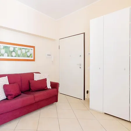 Casa In Centro - 300mt Da Ariston E Pista Ciclabile דירה *